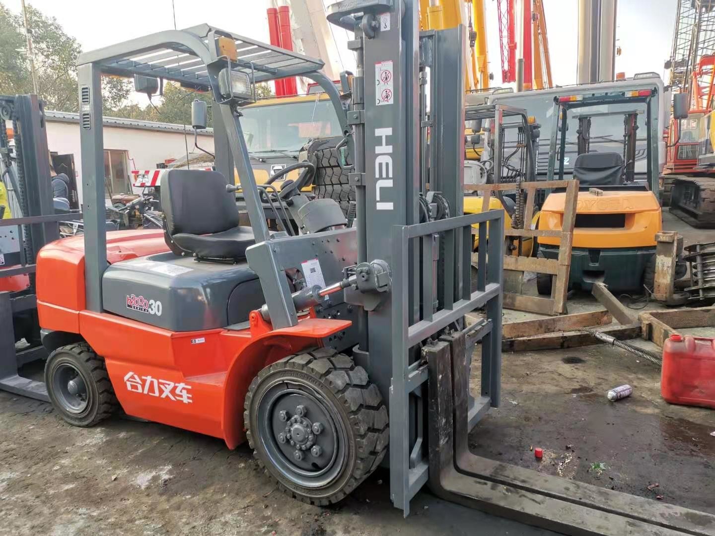 Heli CPC30 Handling Diesel Second Hand Forklift Truck 3T