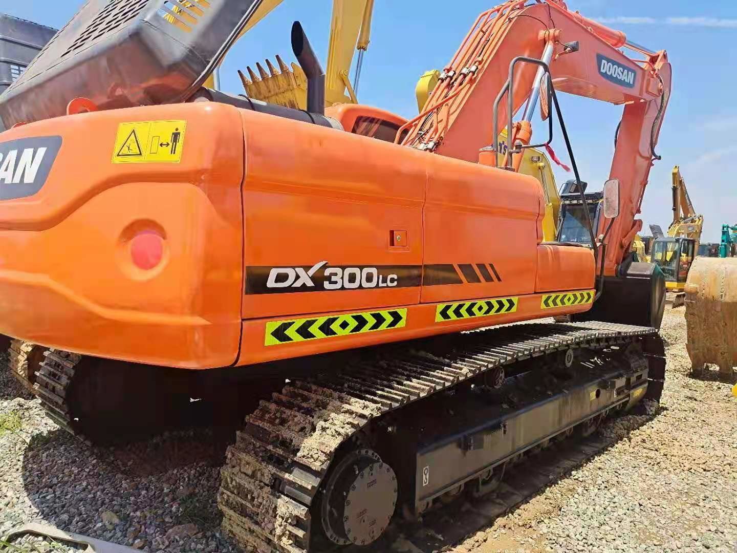 Breaking Hammer DX300 Used Doosan Excavator With EFI Engine