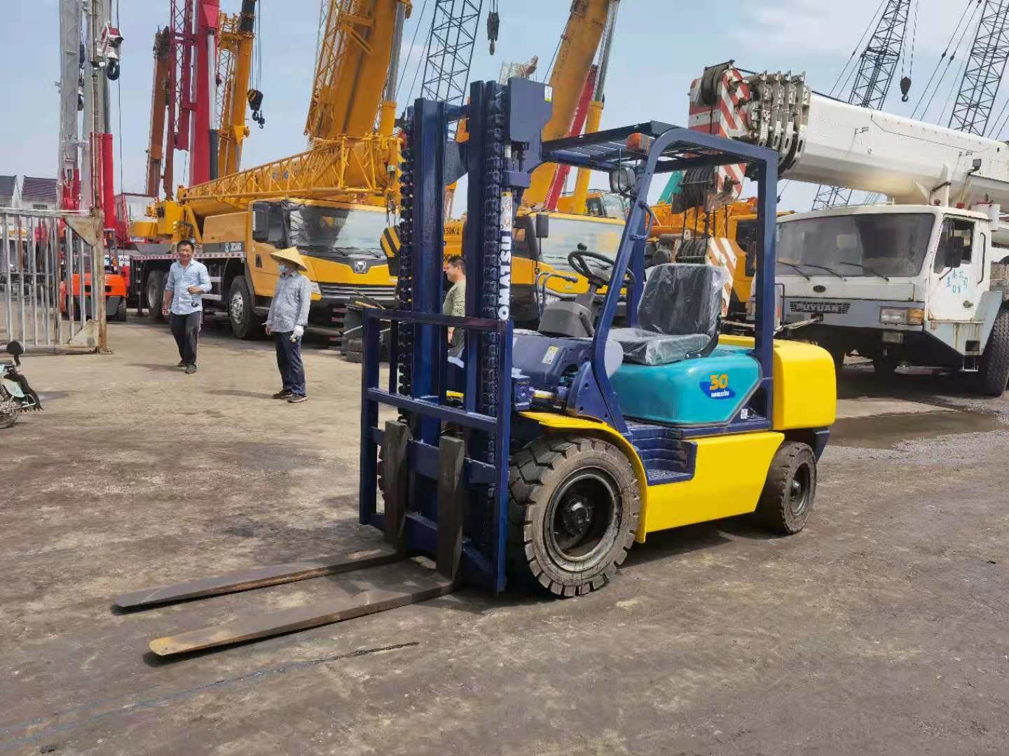 Komatsu FD3014 Second Hand Diesel Forklift 3 Ton