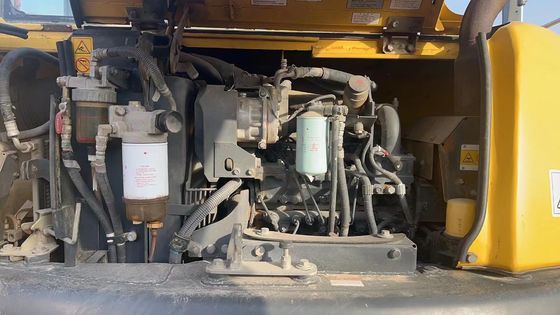 6000kg Used Komatsu Excavator Fuel Tank Capacity 130 Liters Powered By Traditional Engine